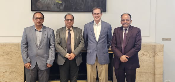 IIT Roorkee Expands Ties with Northwestern University, Chicago: